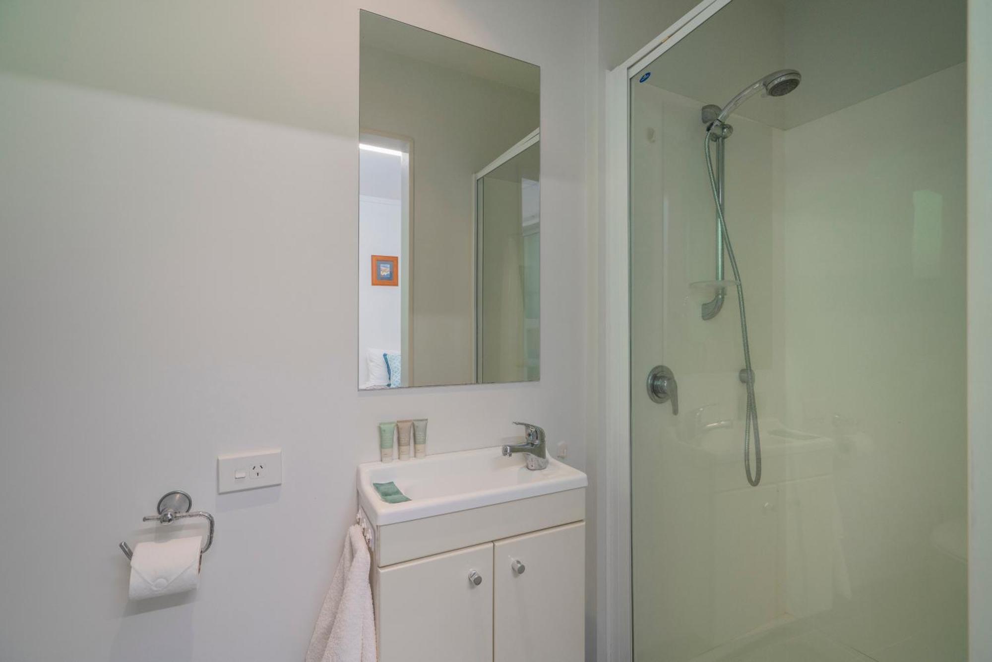 Ocean Serenity Apartments Whitianga Zewnętrze zdjęcie